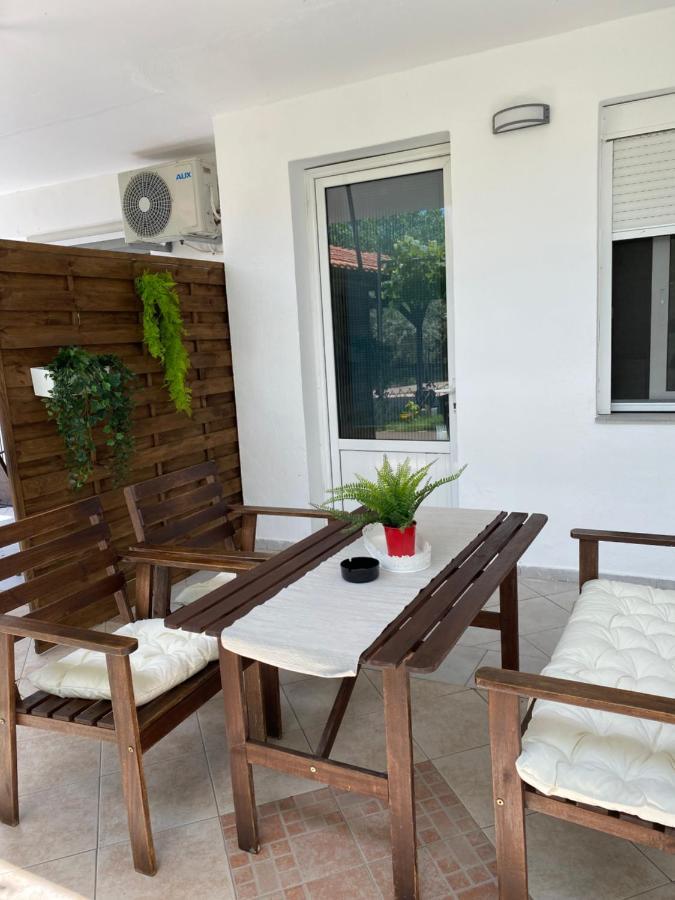 V-Suites Potos Exterior photo